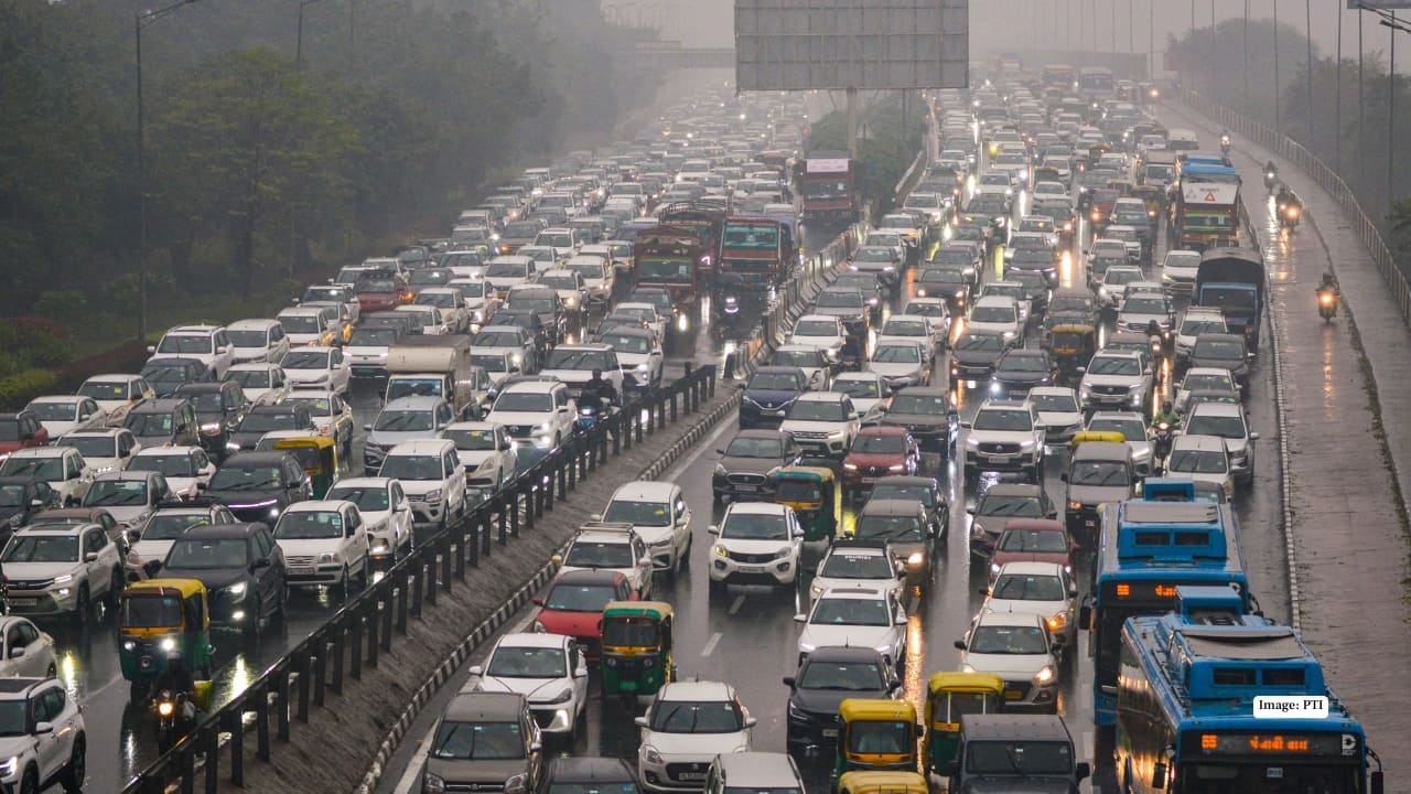 Auto retail logs highest-ever April with 13% growth, 5 segments set monthly records