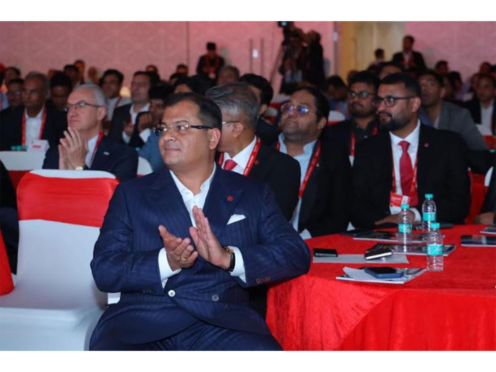 MG Group Celebrates 30 Years of Bus Building Excellence