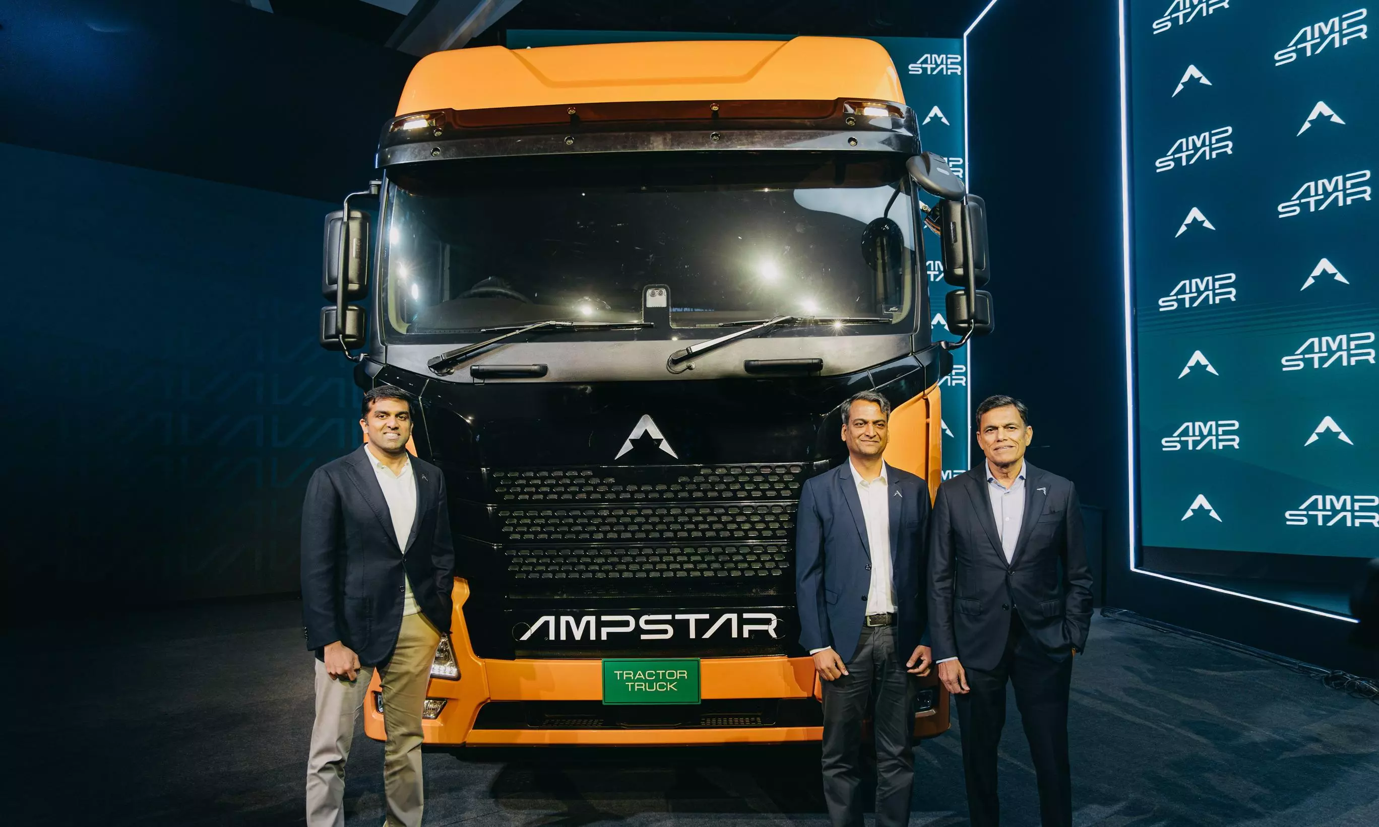 JSW Group Enters Electric Truck, Bus Market With ₹2,500 Crore Investment
