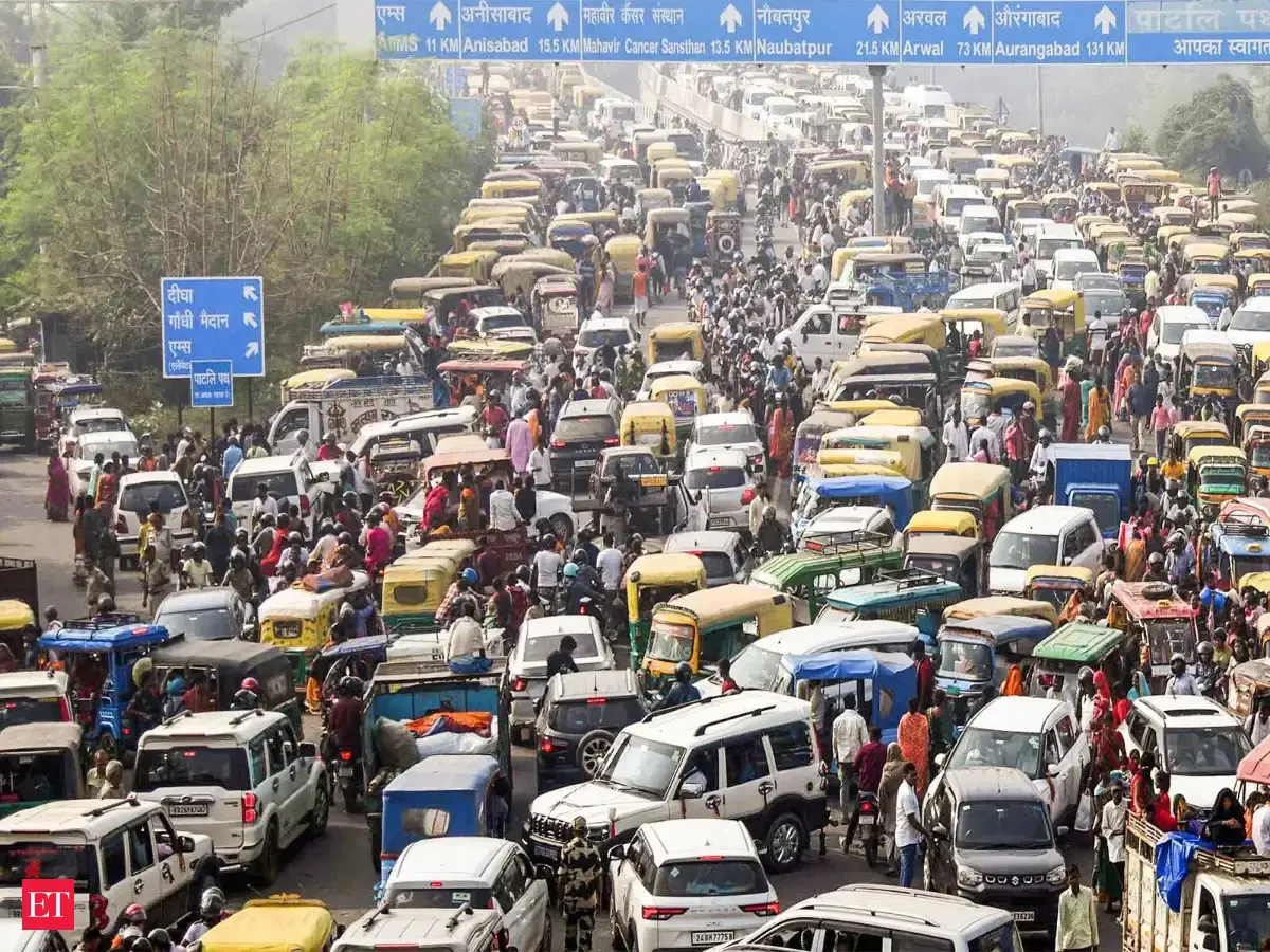 Auto market powers ahead despite Iran conflict