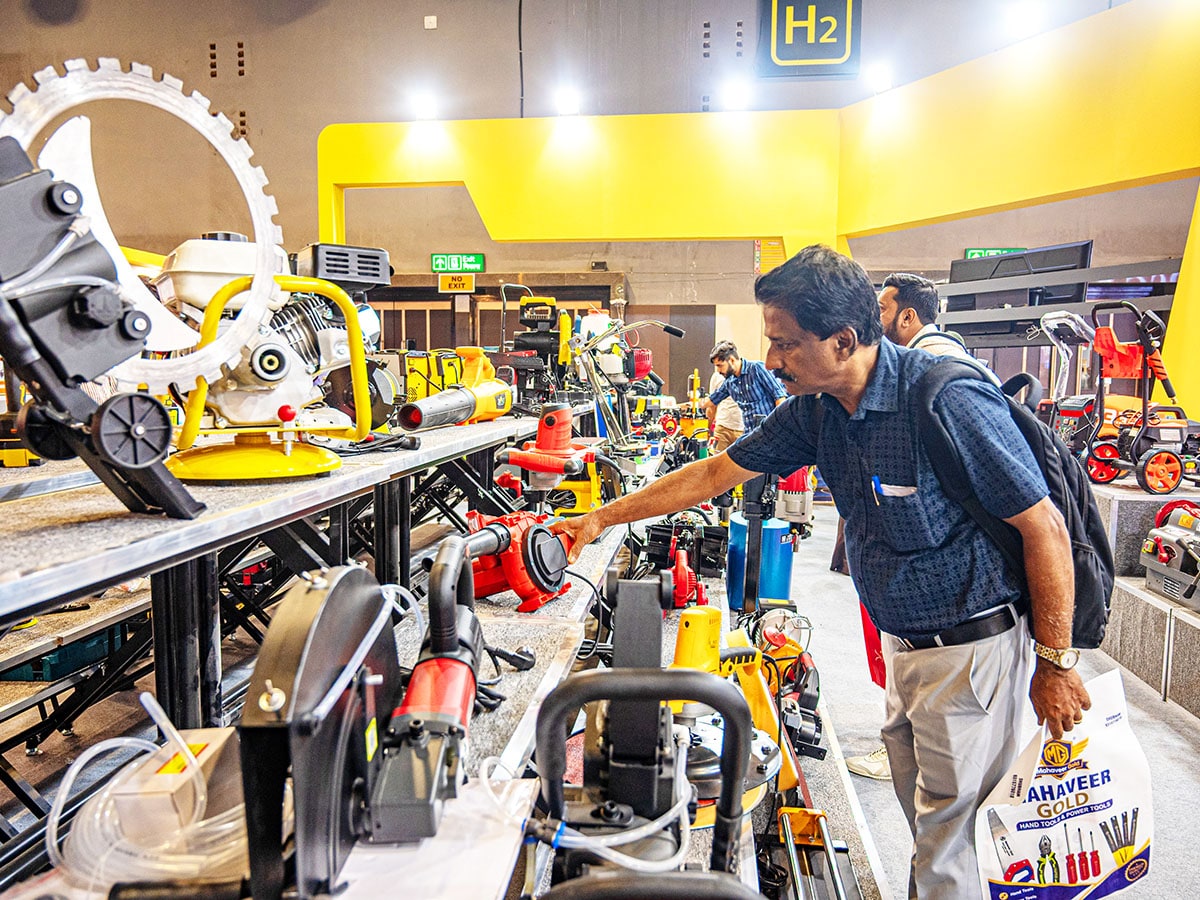 India’s factory sector gathers steam, led by autos and capital goods